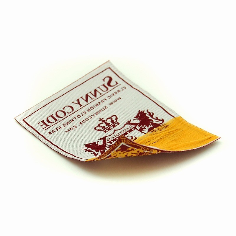 服裝織嘜布標(biāo)直接接觸人體有傷害嗎？